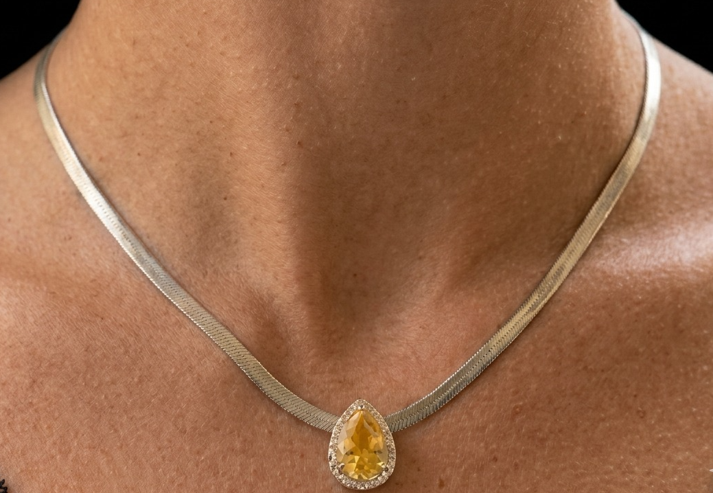 Gargantilha Laminada Com Pingente Gota Micro zircônias - Imagem 4